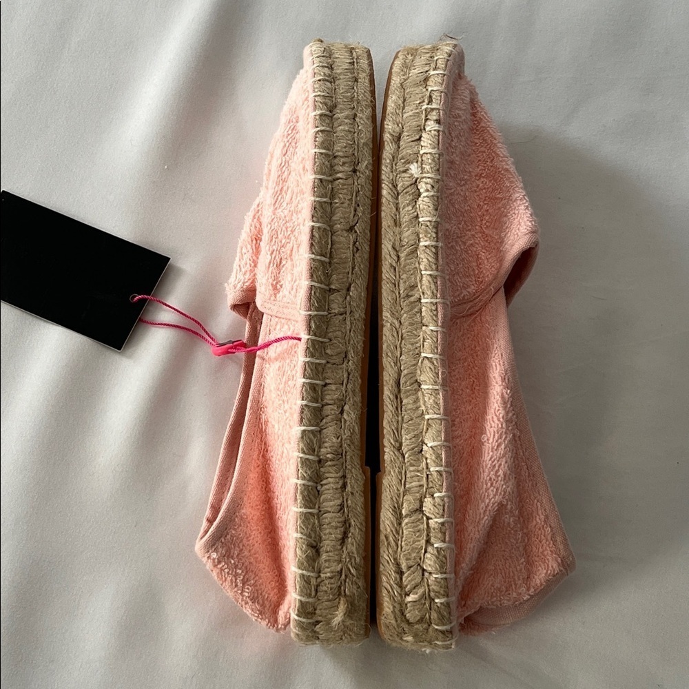 NWT South Beach Pink Terry Cloth Espadrilles - Picture 4 of 5